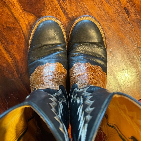 Vintage Legacy West Cowboy Boots 9.5B Crepe Soles Round Toe (similar to Ariat) - Picture 4 of 4